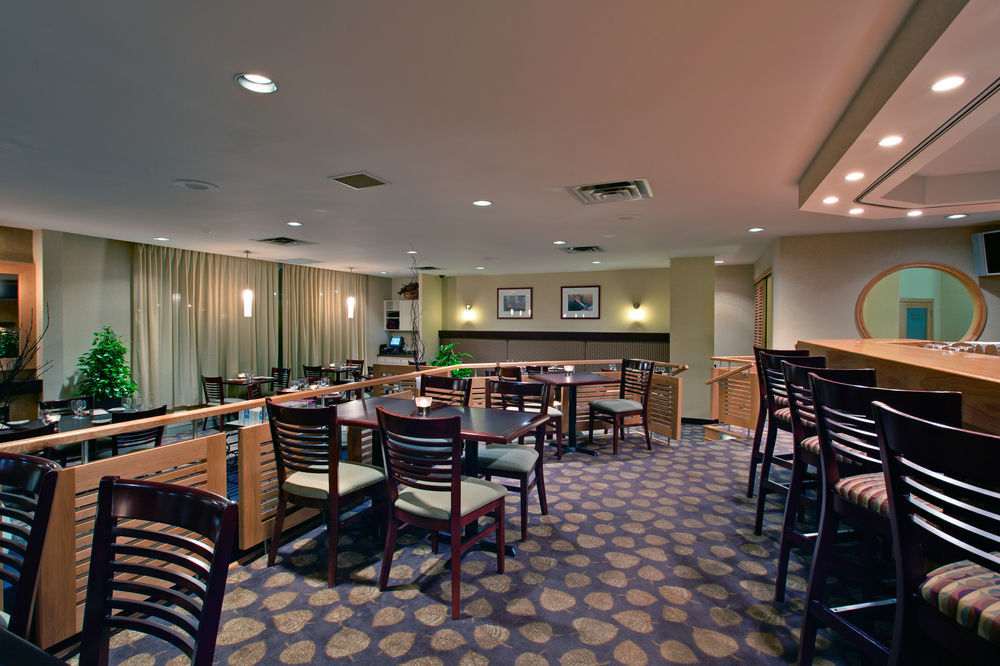 Отель Doubletree By Hilton Halifax Dartmouth Ресторан фото